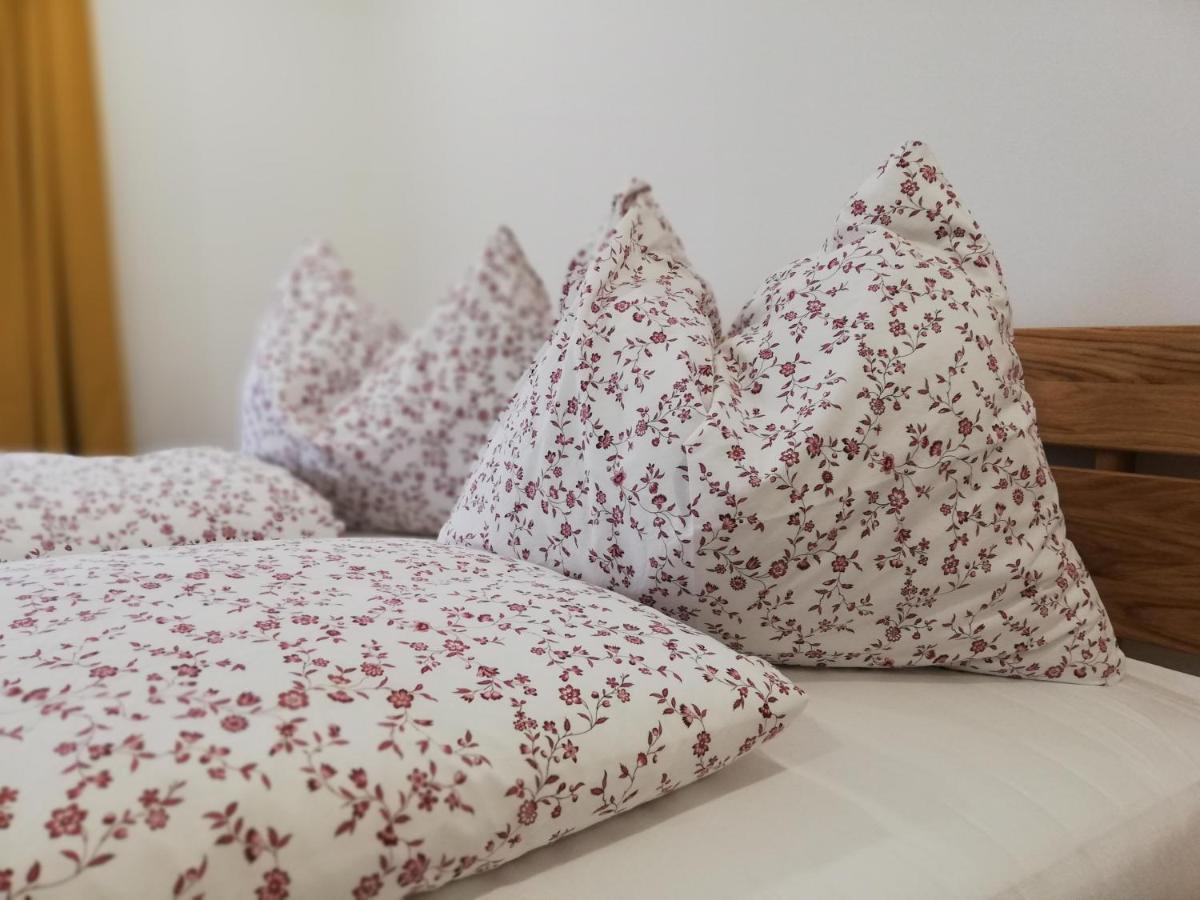 Gaestezimmer Klopfer Sankt Johann im Saggautal エクステリア 写真