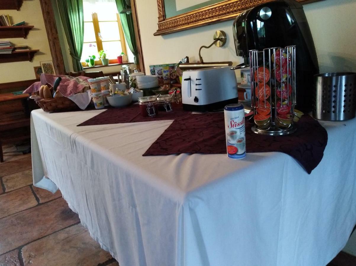Gaestezimmer Klopfer Sankt Johann im Saggautal エクステリア 写真